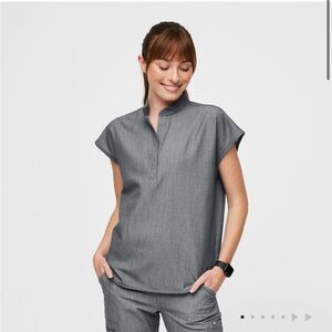 Figs Rafaela Oversized Scrub Top in Graphite size Medium